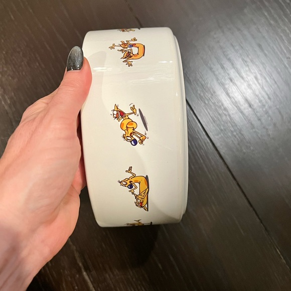 Whimsical White Ceramic Dog Bowl *NIB* MSRP:$19.99+tax - Picture 4 of 7